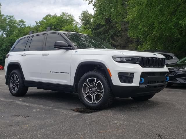 Used 2022 Jeep Grand Cherokee Trailhawk
