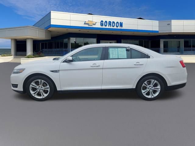 Used 2015 Ford Taurus SEL image 2