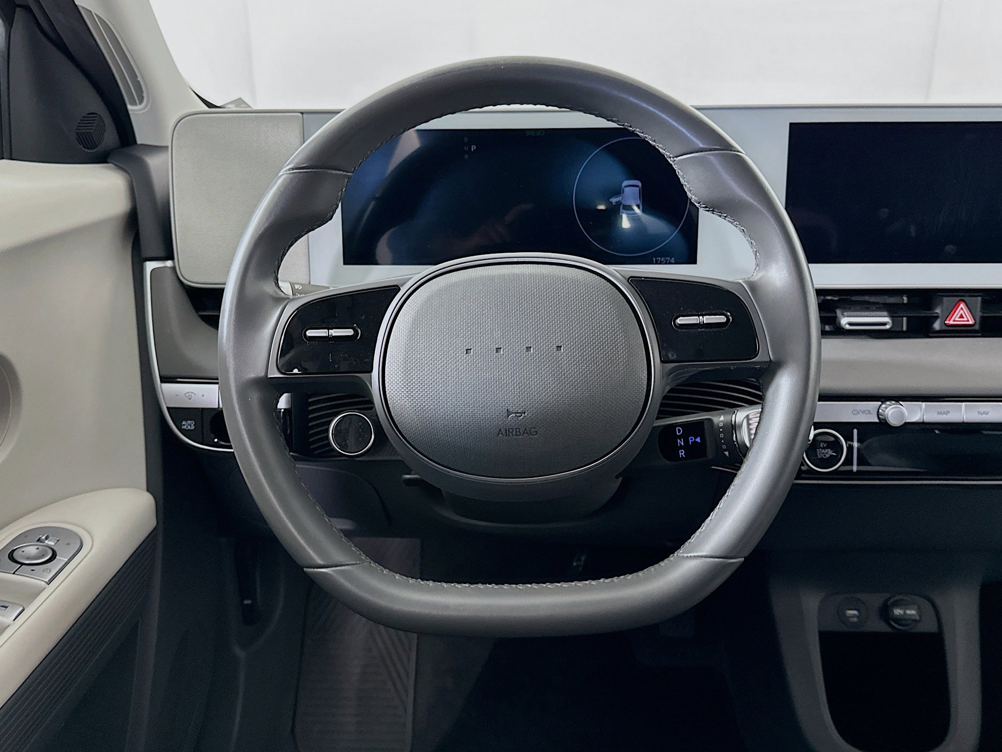 Used 2024 Hyundai Ioniq 5 SE RWD image 18