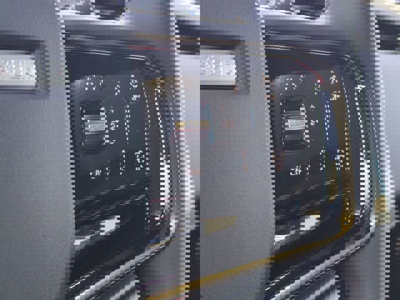 New 2026 Land Rover Range Rover Evoque S image 24