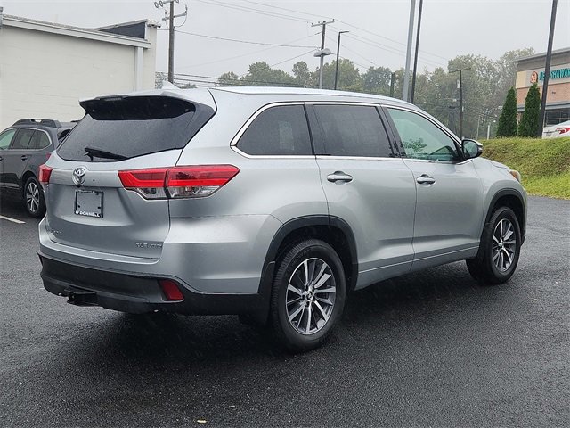 Used 2018 Toyota Highlander XLE image 6