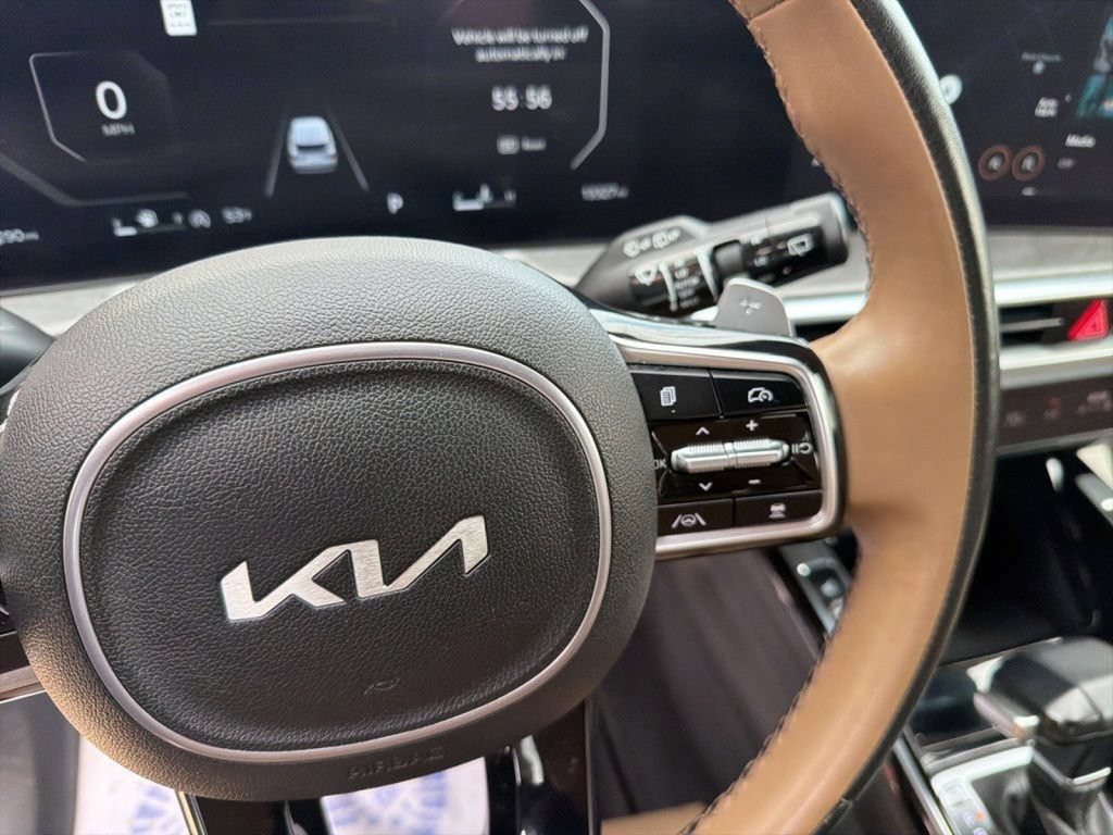 Used 2025 Kia Sorento SX Prestige w/ Olive Brown Leather Package AWD/4WD image 19