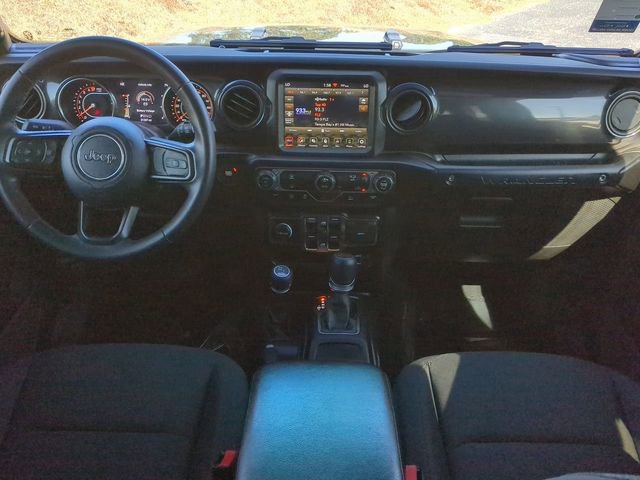 Used 2022 Jeep Wrangler Unlimited Sport image 16