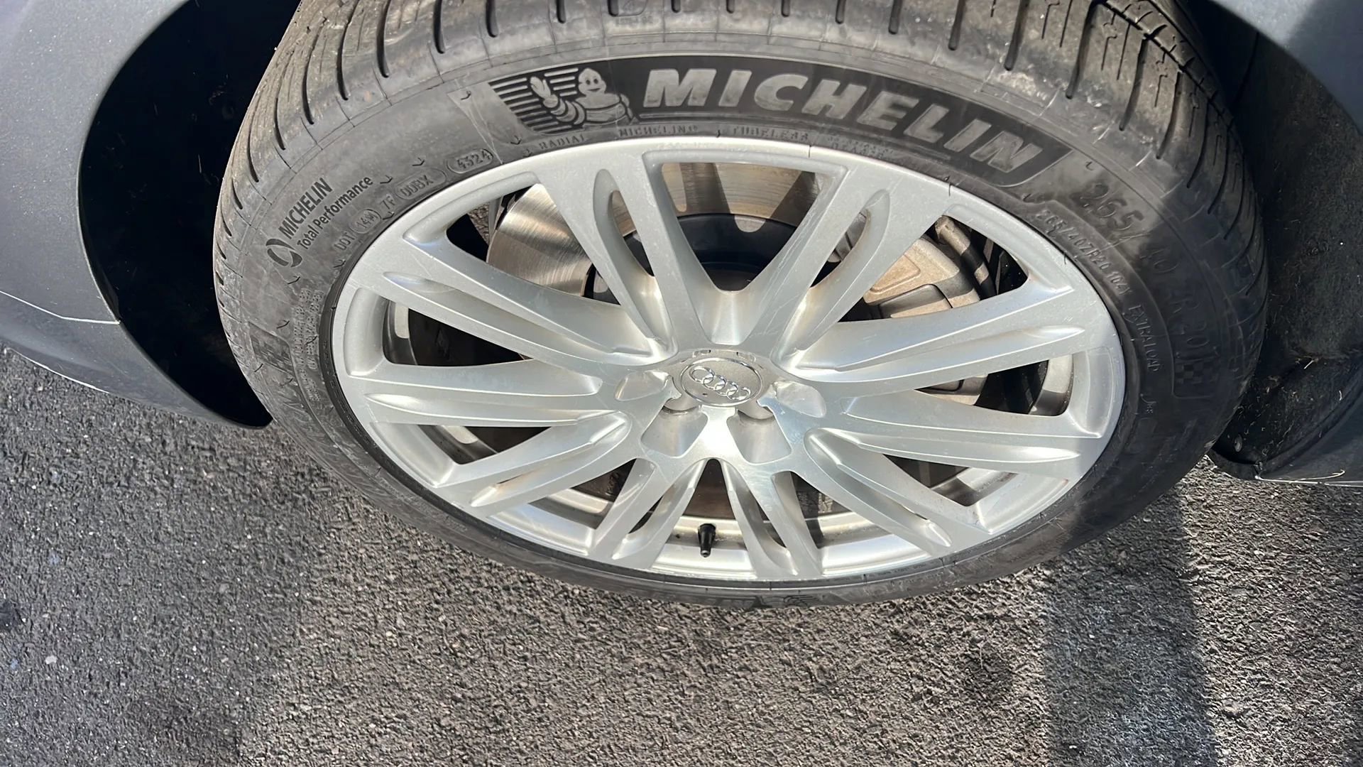 Used 2015 Audi A8 L TDI image 12