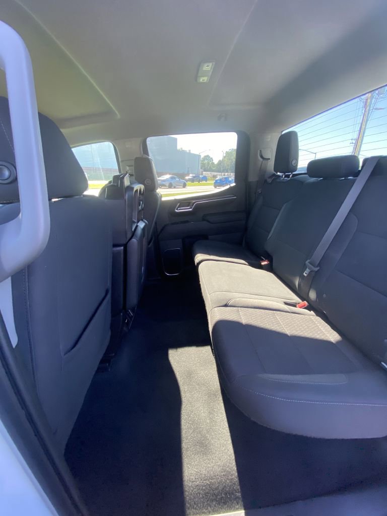 Used 2022 Chevrolet Silverado 1500 LT image 10