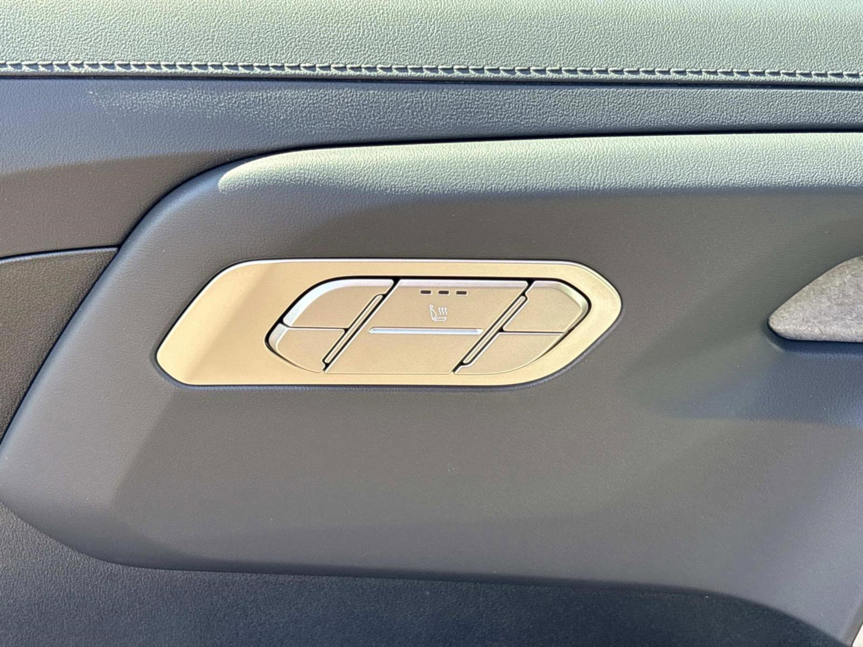 New 2027 Kia Telluride S image 21