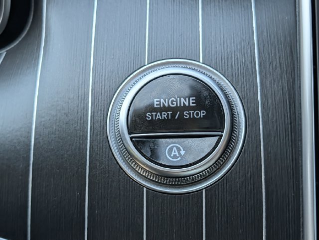 Used 2023 Mercedes-Benz C 300 Sedan image 18