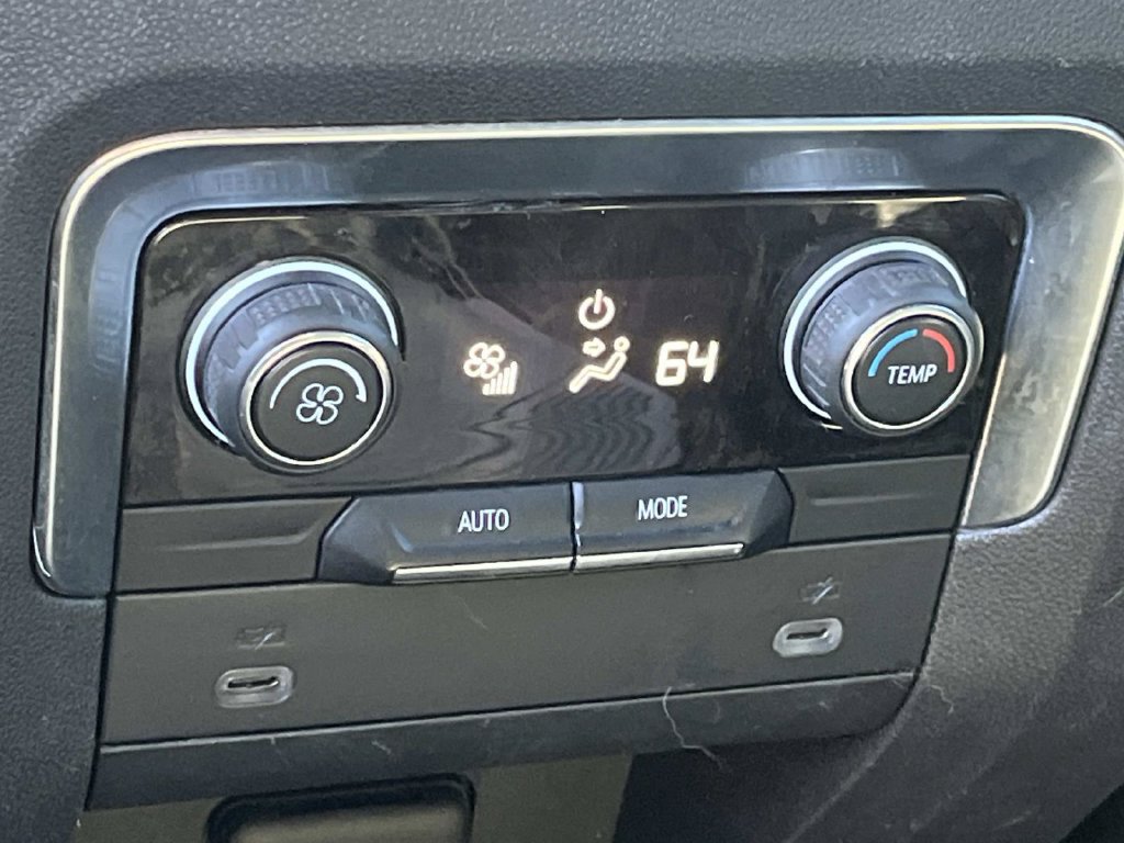 Used 2021 Chevrolet Tahoe Z71 AWD/4WD image 18