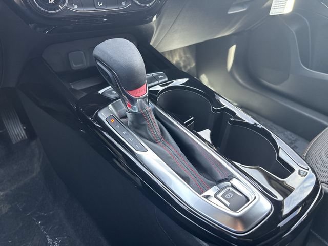 New 2026 Chevrolet Trax RS w/ Sunroof Package FWD image 31