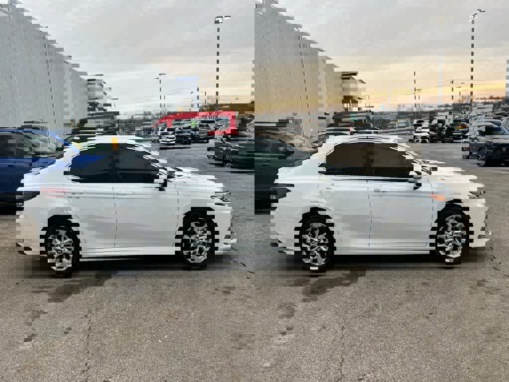 Used 2023 Toyota Camry LE image 7