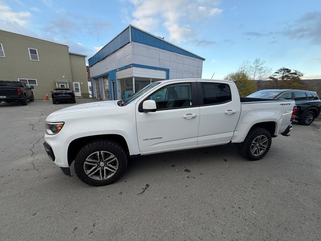 Used 2022 Chevrolet Colorado W/T w/ Custom Special Edition AWD/4WD image 2