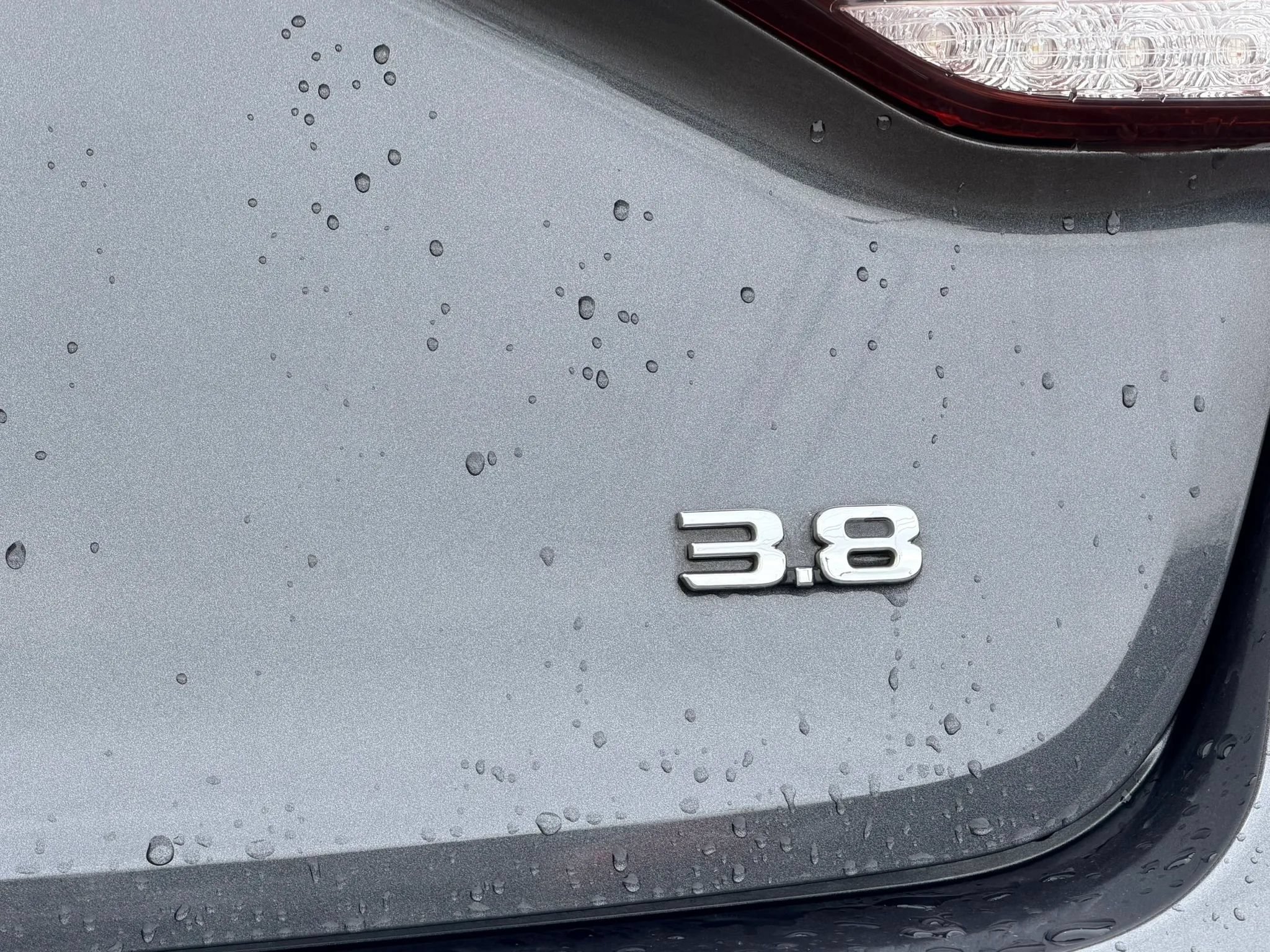 Used 2018 Genesis G80 3.8 w/ Option Group 02 RWD image 8