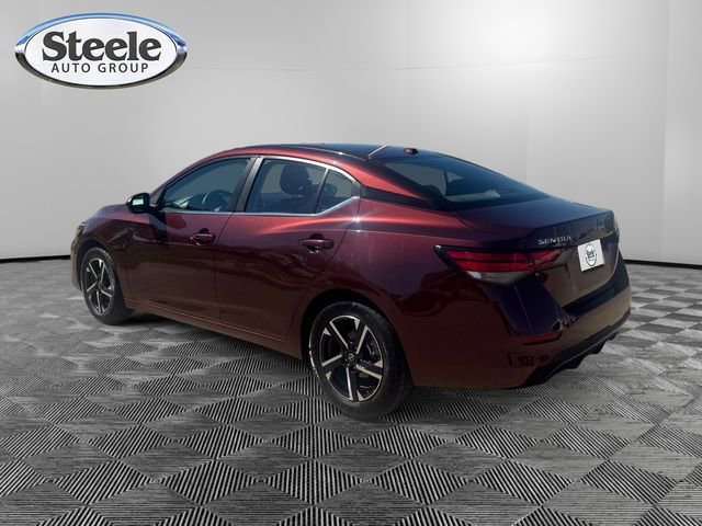 Used 2025 Nissan Sentra SV image 3