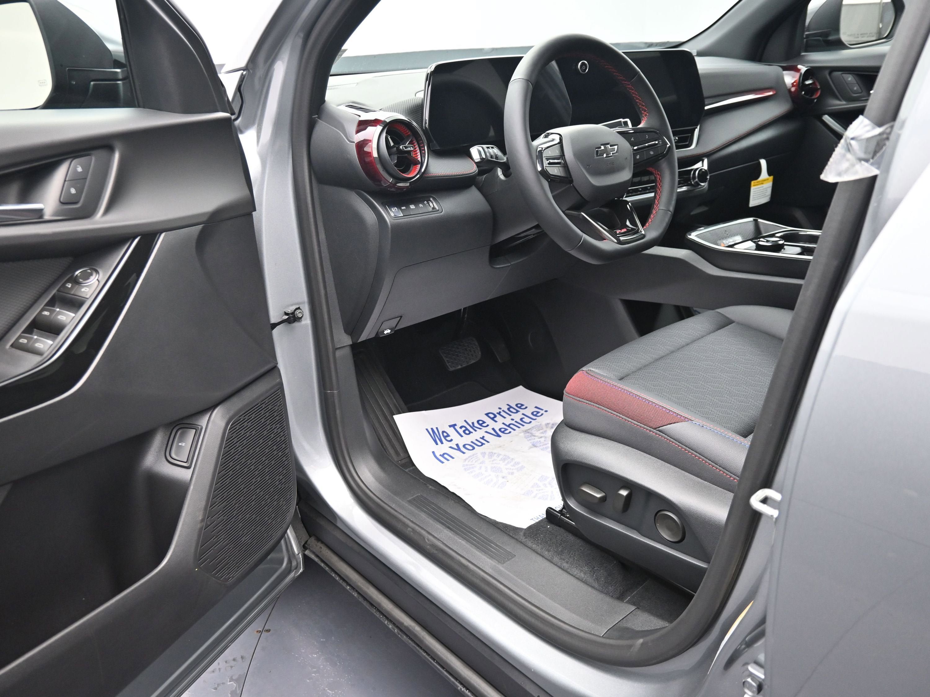 New 2026 Chevrolet Equinox RS w/ Safety and Technology Package AWD/4WD image 9