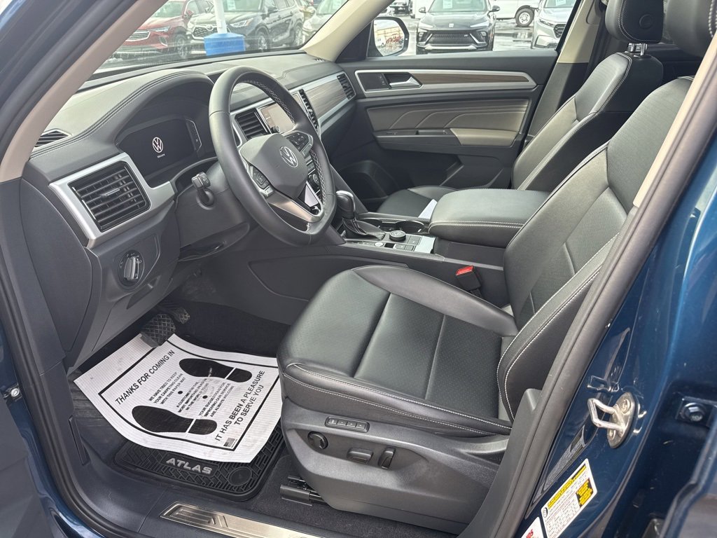 Used 2022 Volkswagen Atlas SEL image 9
