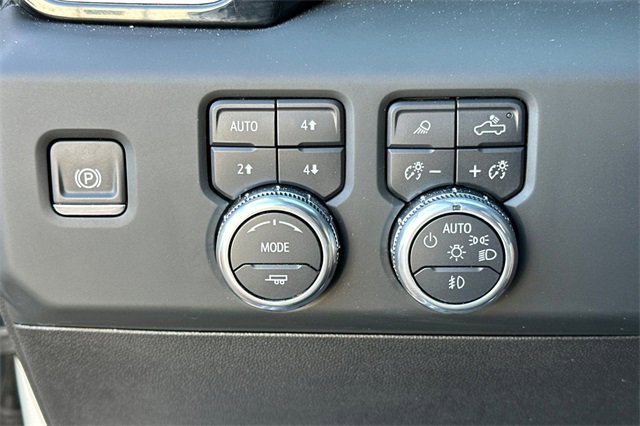 Used 2025 GMC Sierra 3500 Denali image 59