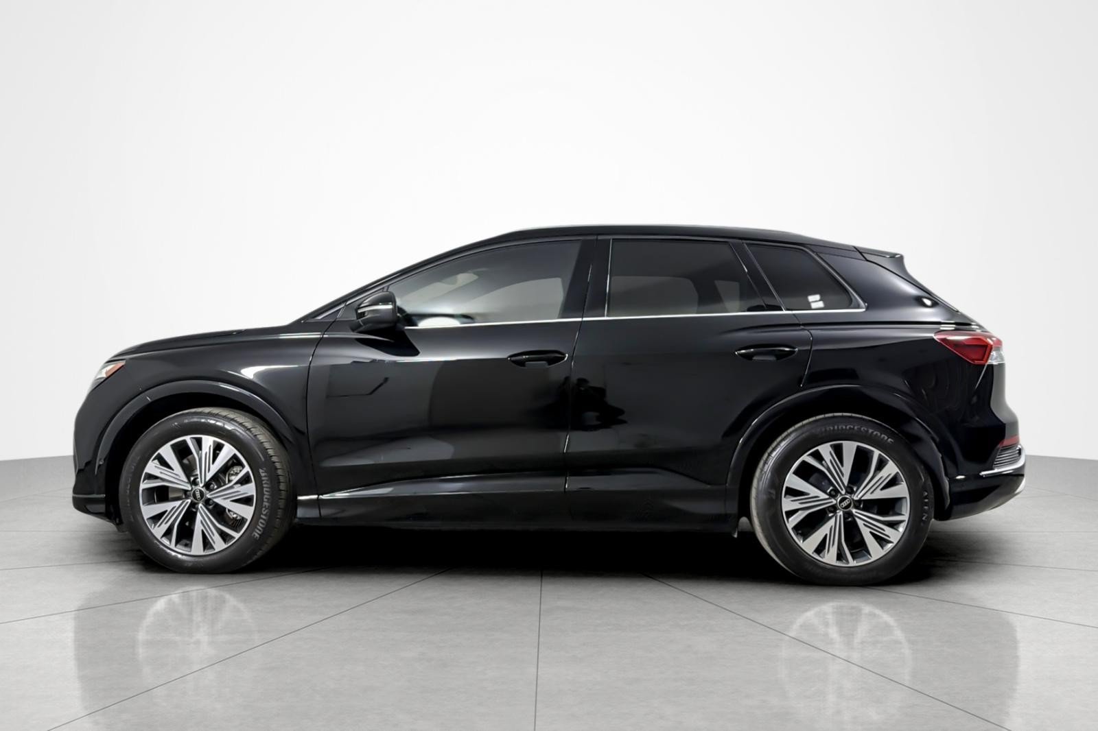 Certified 2023 Audi Q4 e-tron Premium w/ Premium Plus RWD video 2