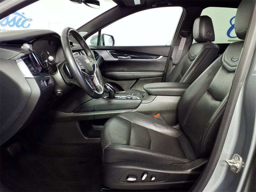 Used 2024 Cadillac XT5 Premium Luxury image 7