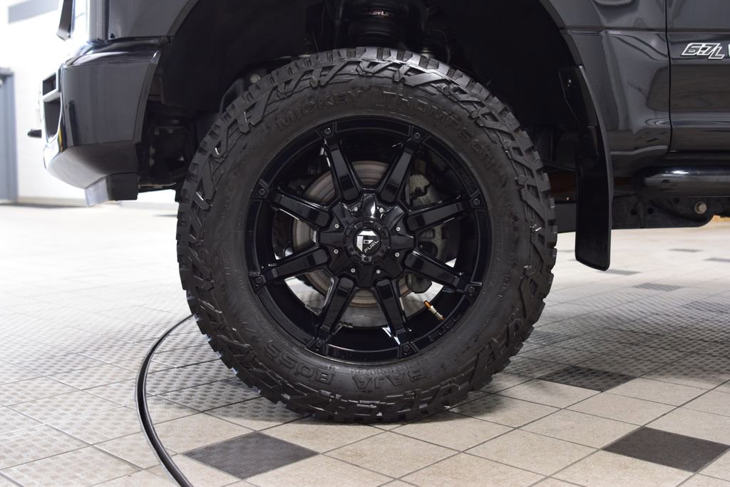 Used 2022 Ford F350 Lariat w/ Black Appearance Package image 26