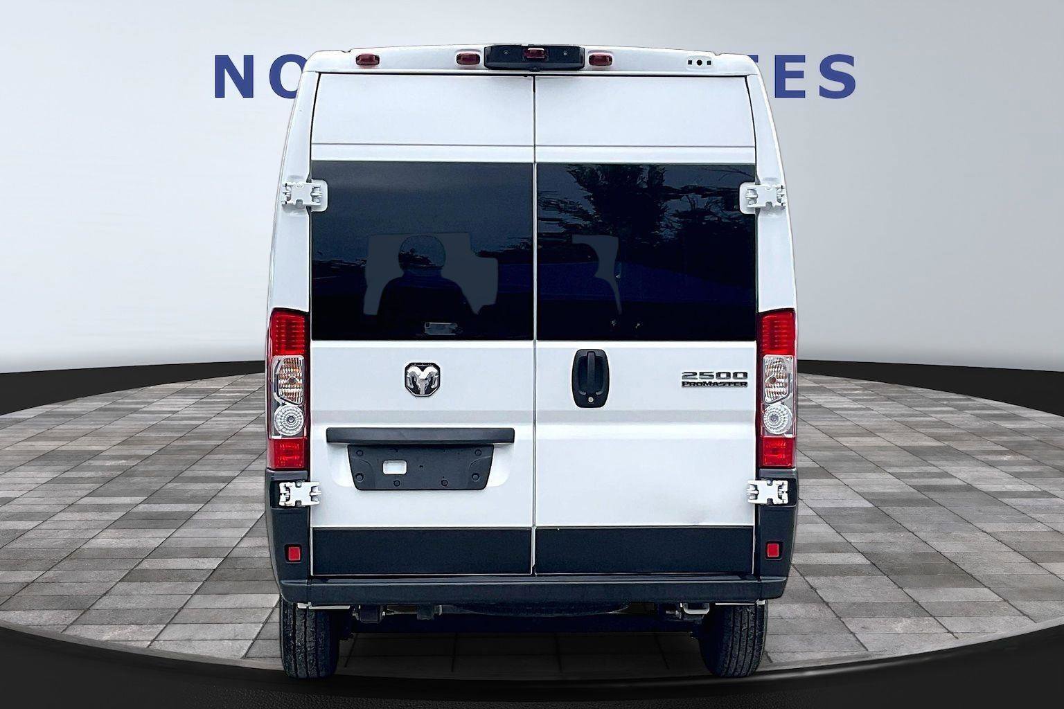 Used 2023 RAM ProMaster 2500 FWD image 5