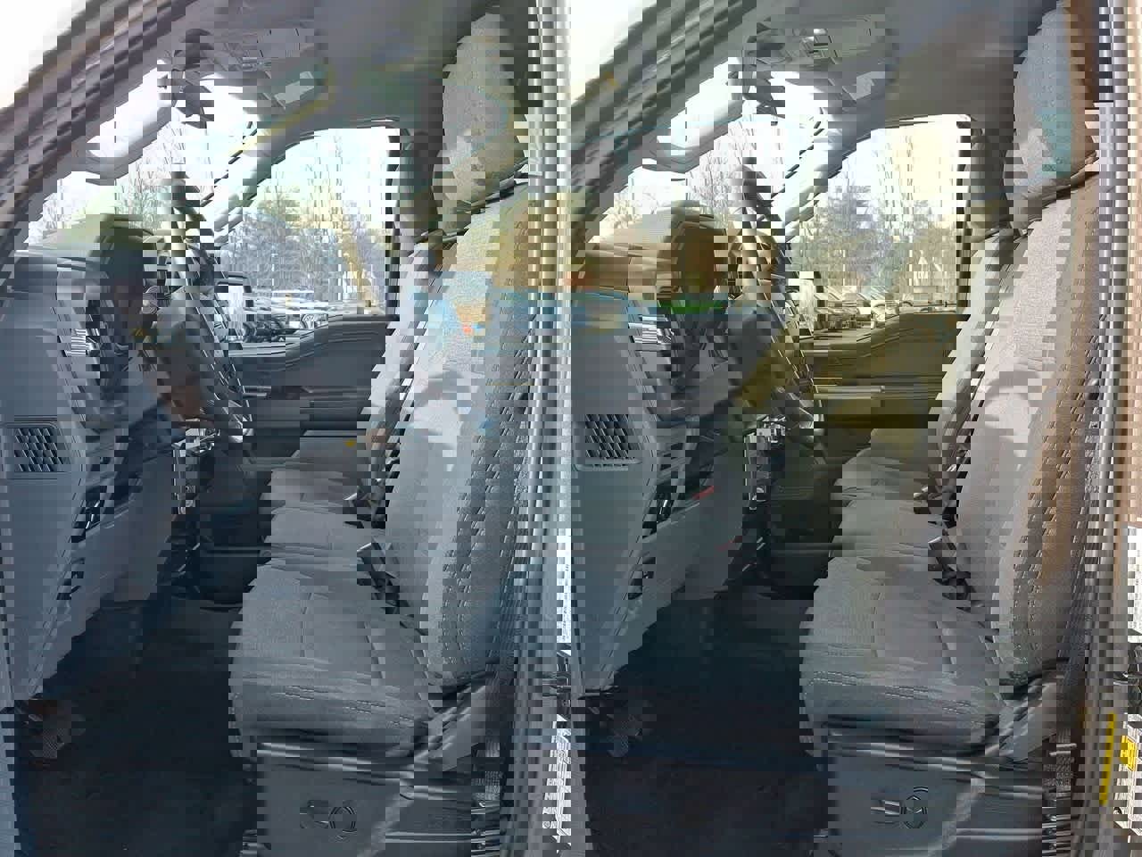 Used 2025 Ford F150 XLT w/ Equipment Group 301A Standard image 17