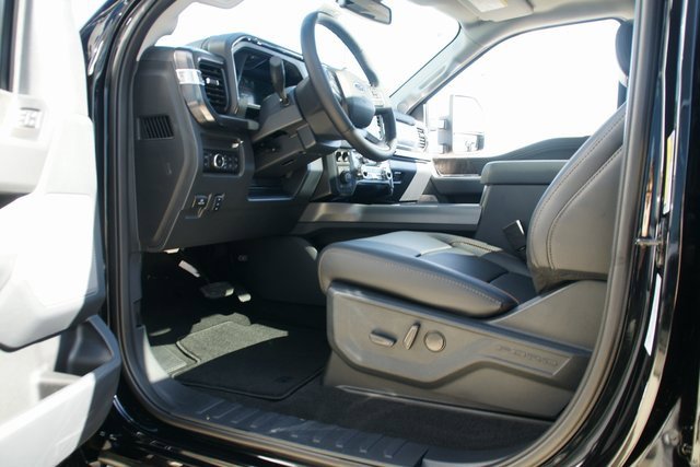 New 2026 Ford F250 Lariat image 19