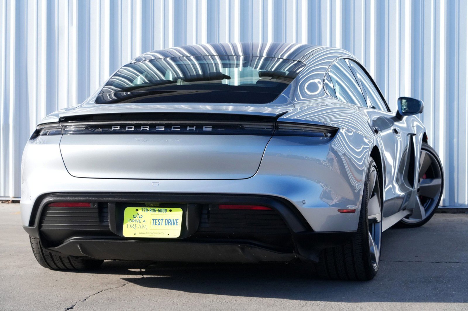 Used 2020 Porsche Taycan 4S w/ Premium Package image 5