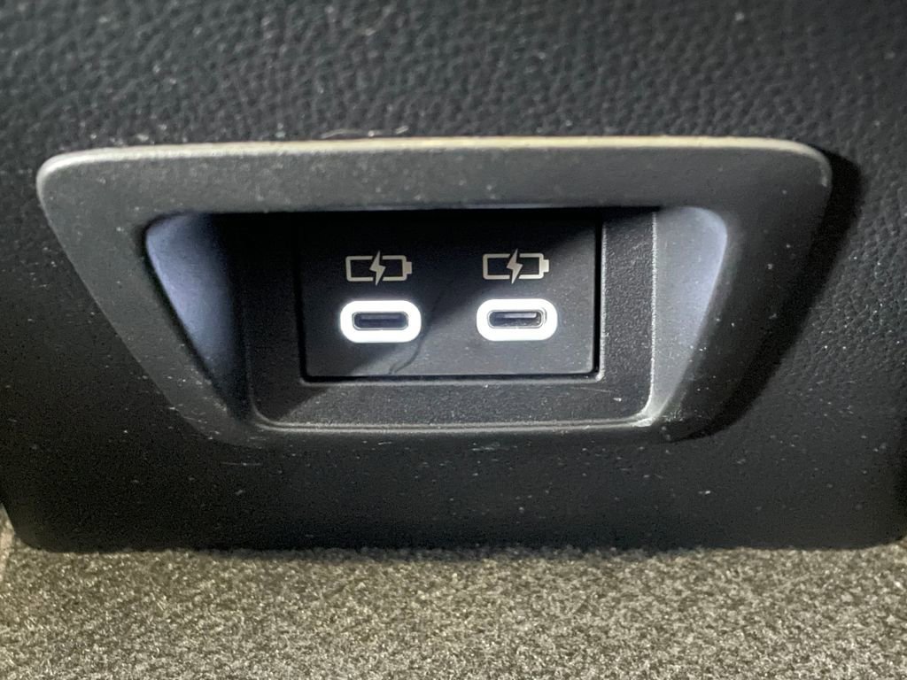 Used 2023 Toyota Corolla Cross LE image 32