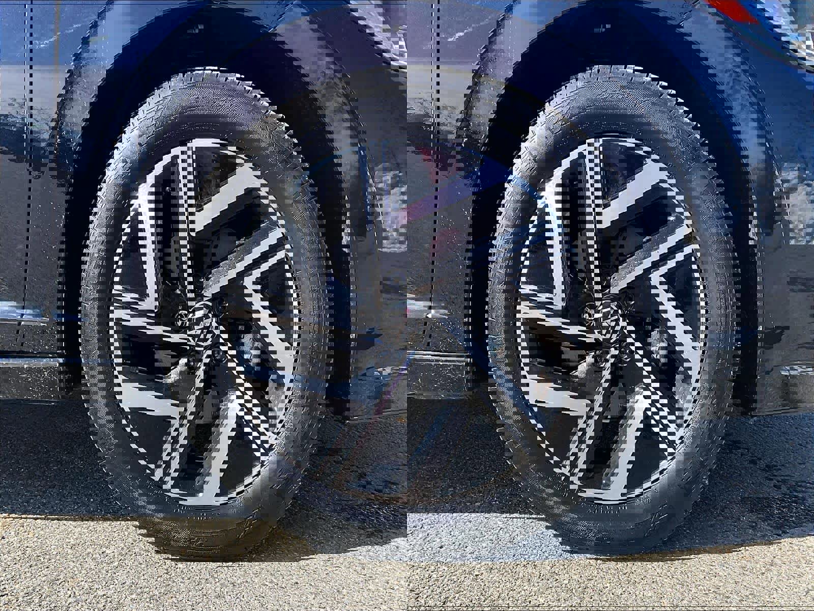 Certified 2023 Volkswagen Jetta SEL image 6