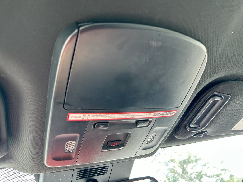 Used 2025 Toyota Camry SE FWD image 28