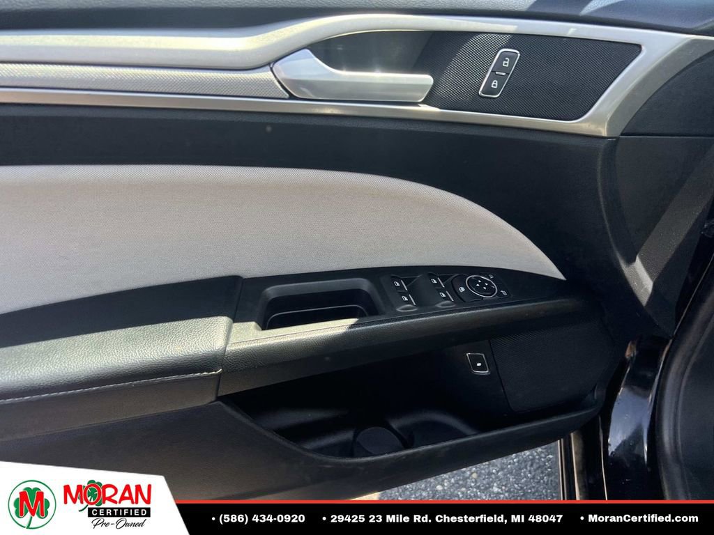 Used 2018 Ford Fusion S FWD image 14