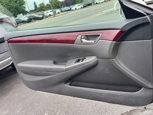 Used 2004 Toyota Solara SLE FWD image 13