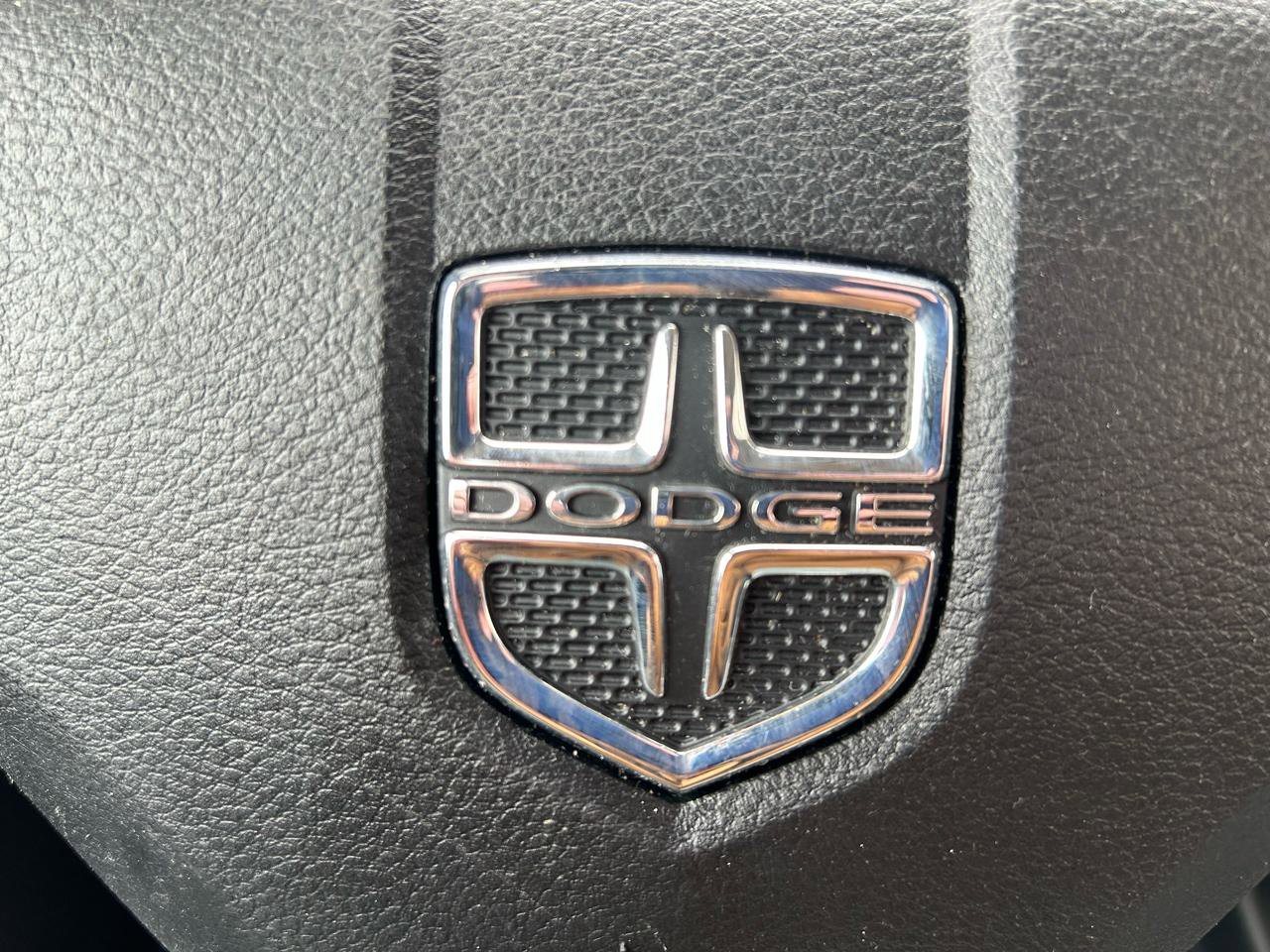 Used 2018 Dodge Journey SE image 21