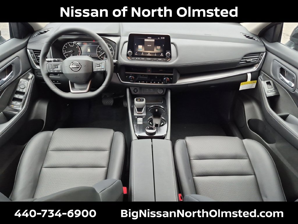New 2026 Nissan Rogue Dark Armor AWD/4WD image 17