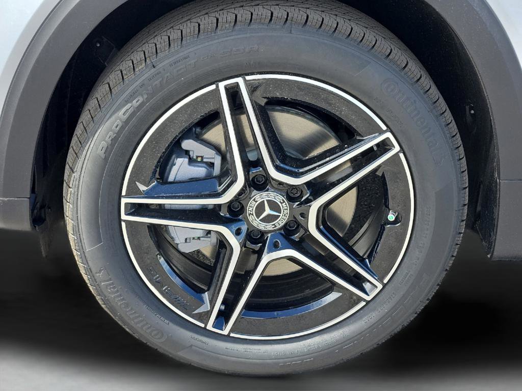New 2026 Mercedes-Benz GLB 250 image 8