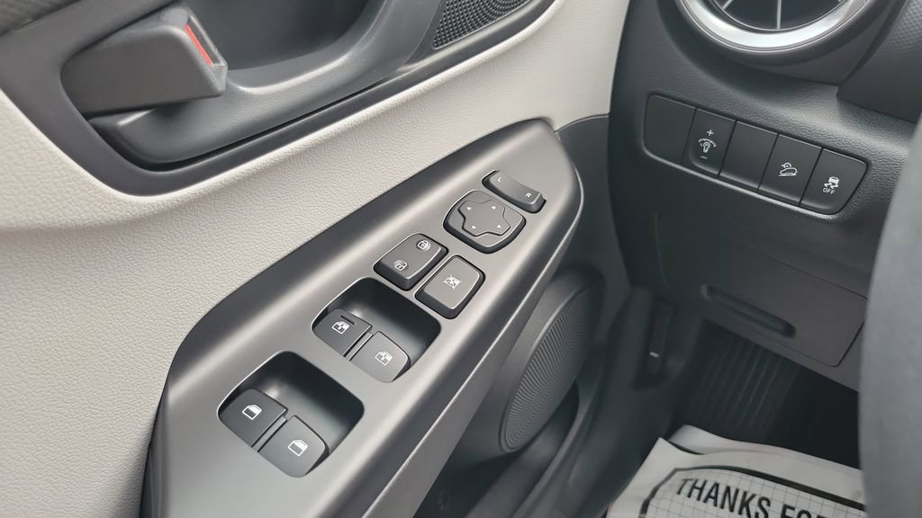 Certified 2023 Hyundai Kona SEL FWD image 19