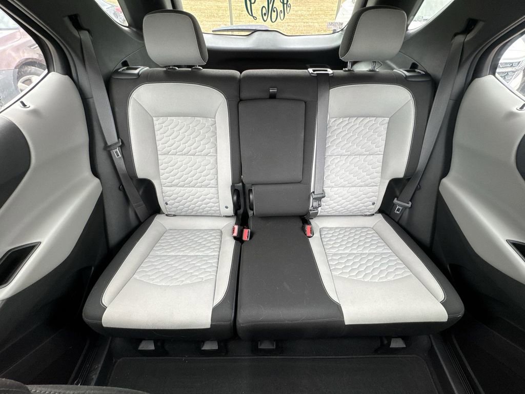 Used 2021 Chevrolet Equinox LS image 14