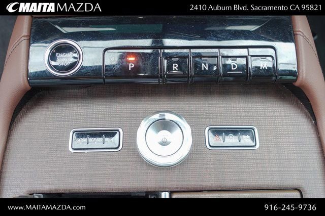 Used 2025 Lincoln Navigator Reserve AWD/4WD image 23