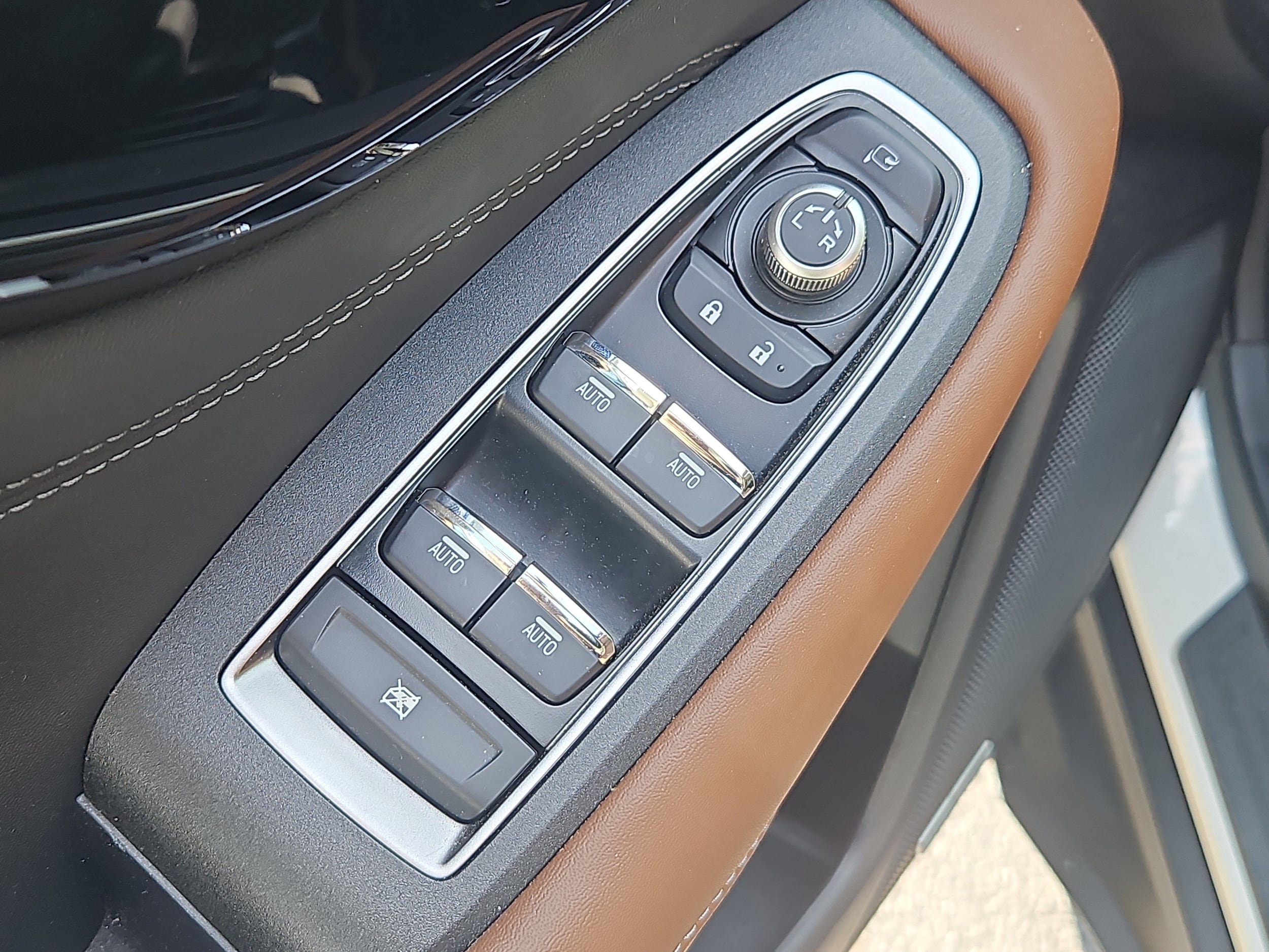 Used 2022 Subaru Outback Touring AWD/4WD image 23