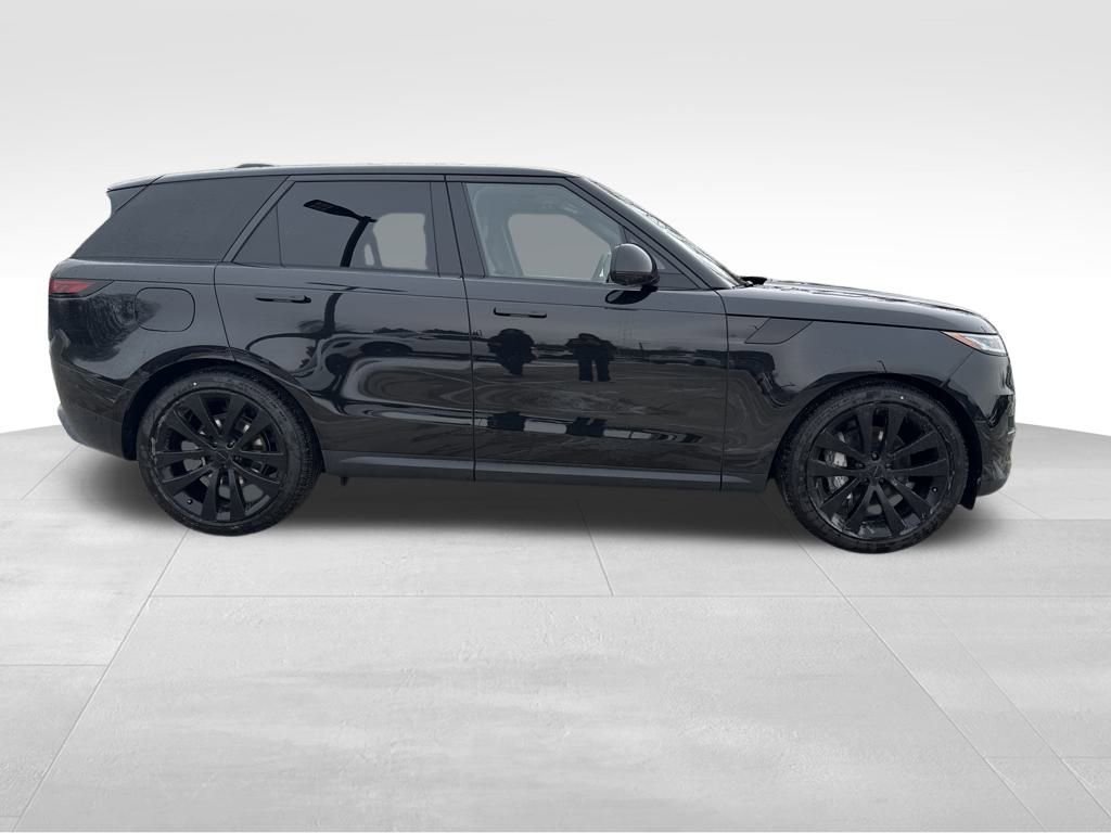 New 2026 Land Rover Range Rover Sport SE image 6