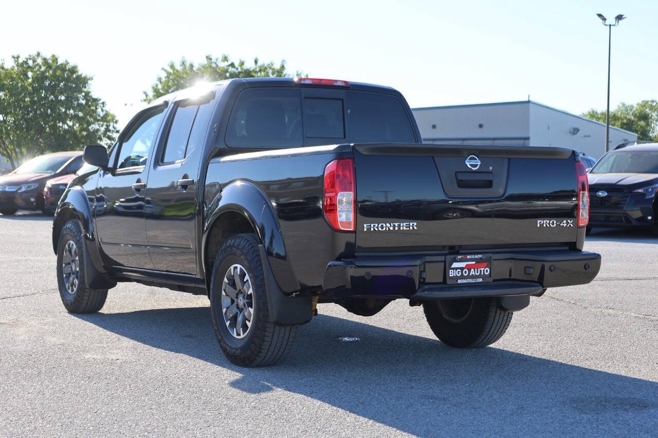 Used 2018 Nissan Frontier PRO-4X AWD/4WD image 11