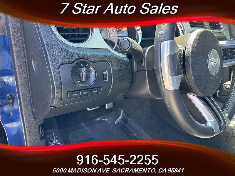Used 2012 Ford Mustang Premium image 8