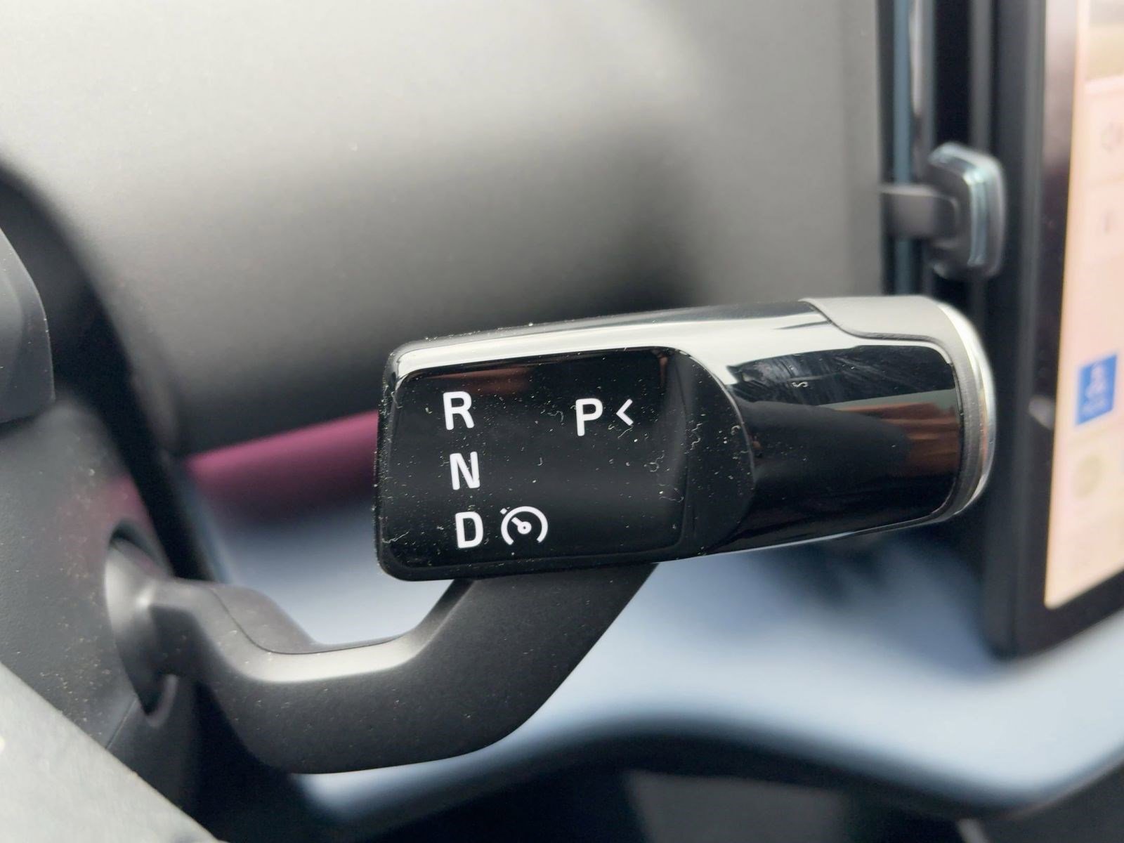 New 2026 Volvo EX30 Plus w/ Protection Package image 18