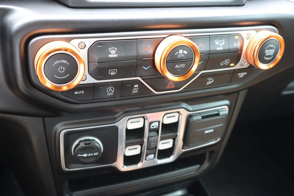 Used 2021 Jeep Wrangler Unlimited Sahara image 17