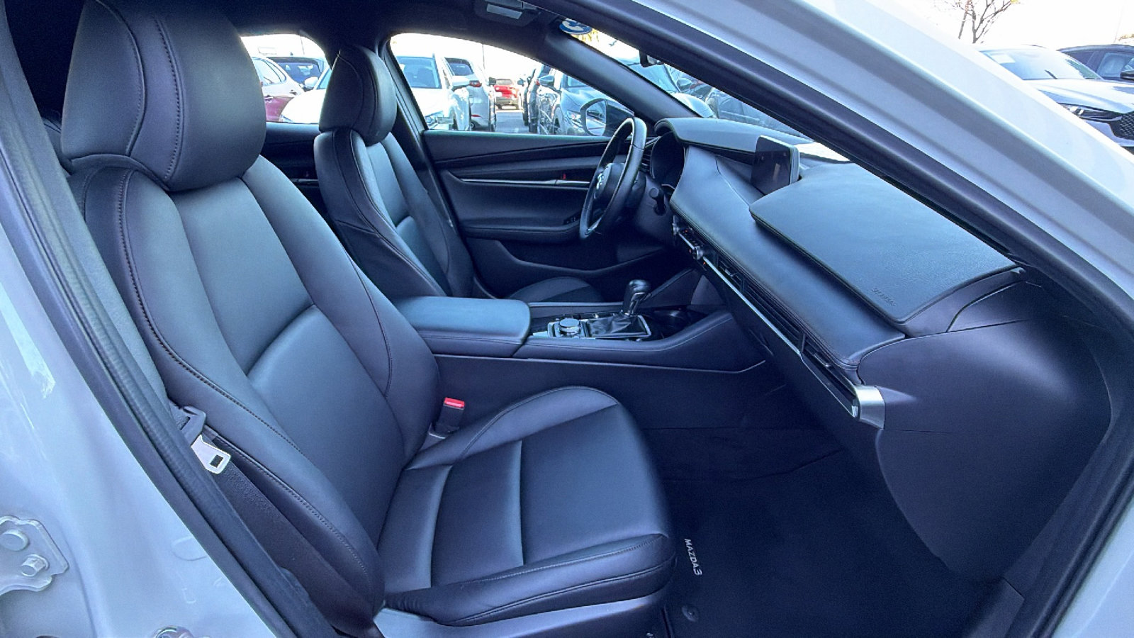 Certified 2025 MAZDA MAZDA3 s Sport image 35