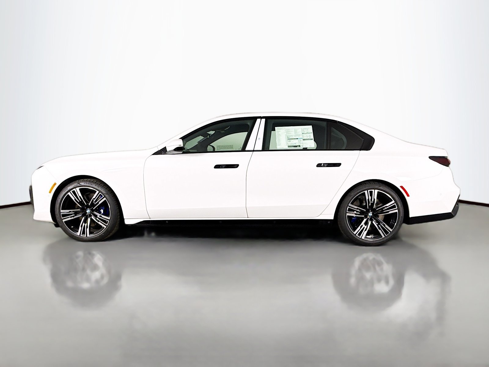 New 2026 BMW 760i xDrive w/ Executive Package AWD/4WD image 4