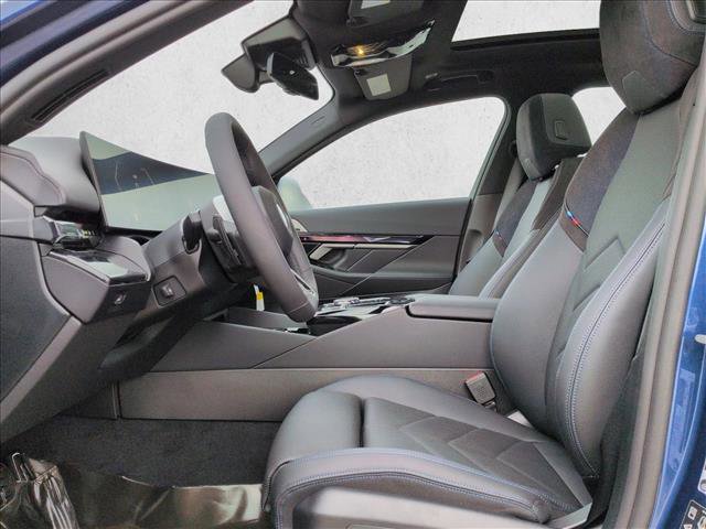 New 2026 BMW 530i xDrive w/ Executive Package image 4