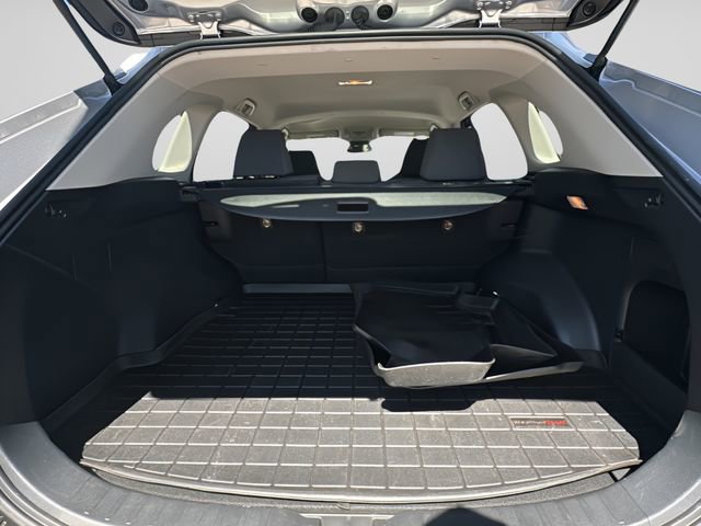 Used 2019 Toyota RAV4 LE w/ Carpet Mat Package FWD image 12