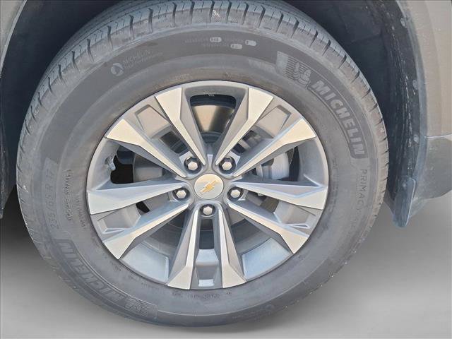 Used 2026 Chevrolet Equinox LT AWD/4WD image 14