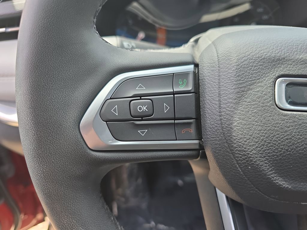 Certified 2023 Jeep Compass Limited w/ Sun and Sound Group AWD/4WD image 16